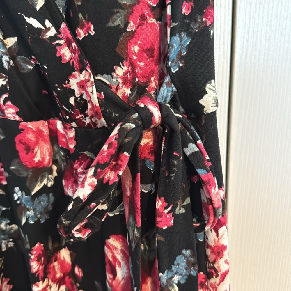 Fortune + Ivy Faux Wrap Dress - Picture 3 of 4